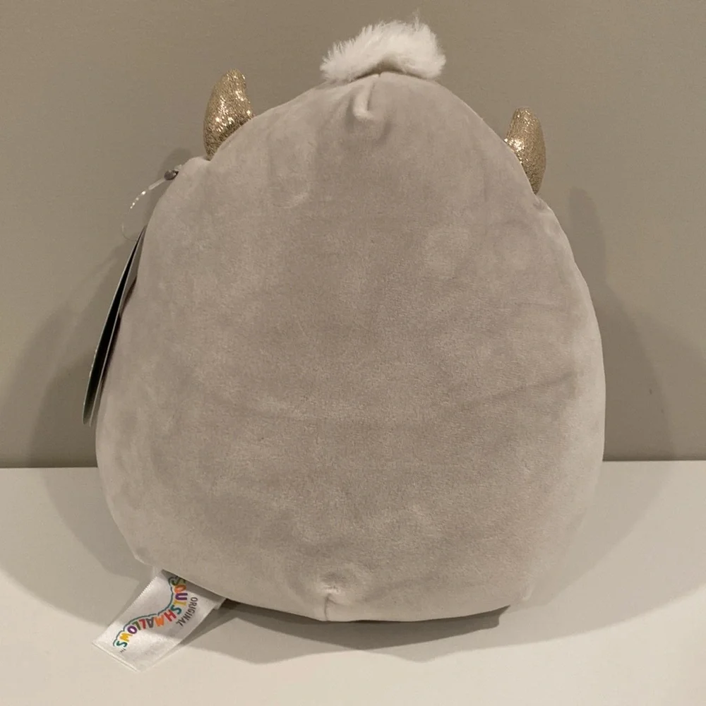 Squishmallow Nissa the Yeti 8” NWT Peppermint Belly Christmas 2023 - Picture 2 of 4